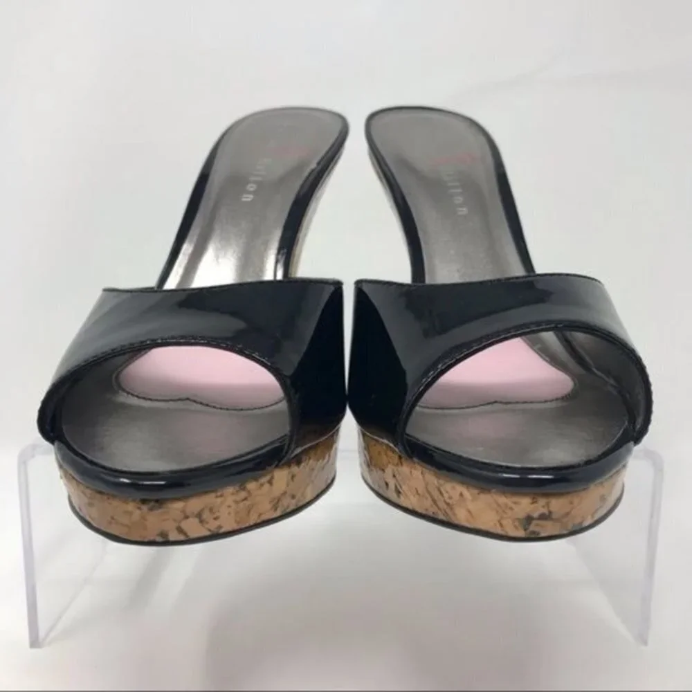 NWT Paris Hilton Black Patent Charme Platform Slide 9M